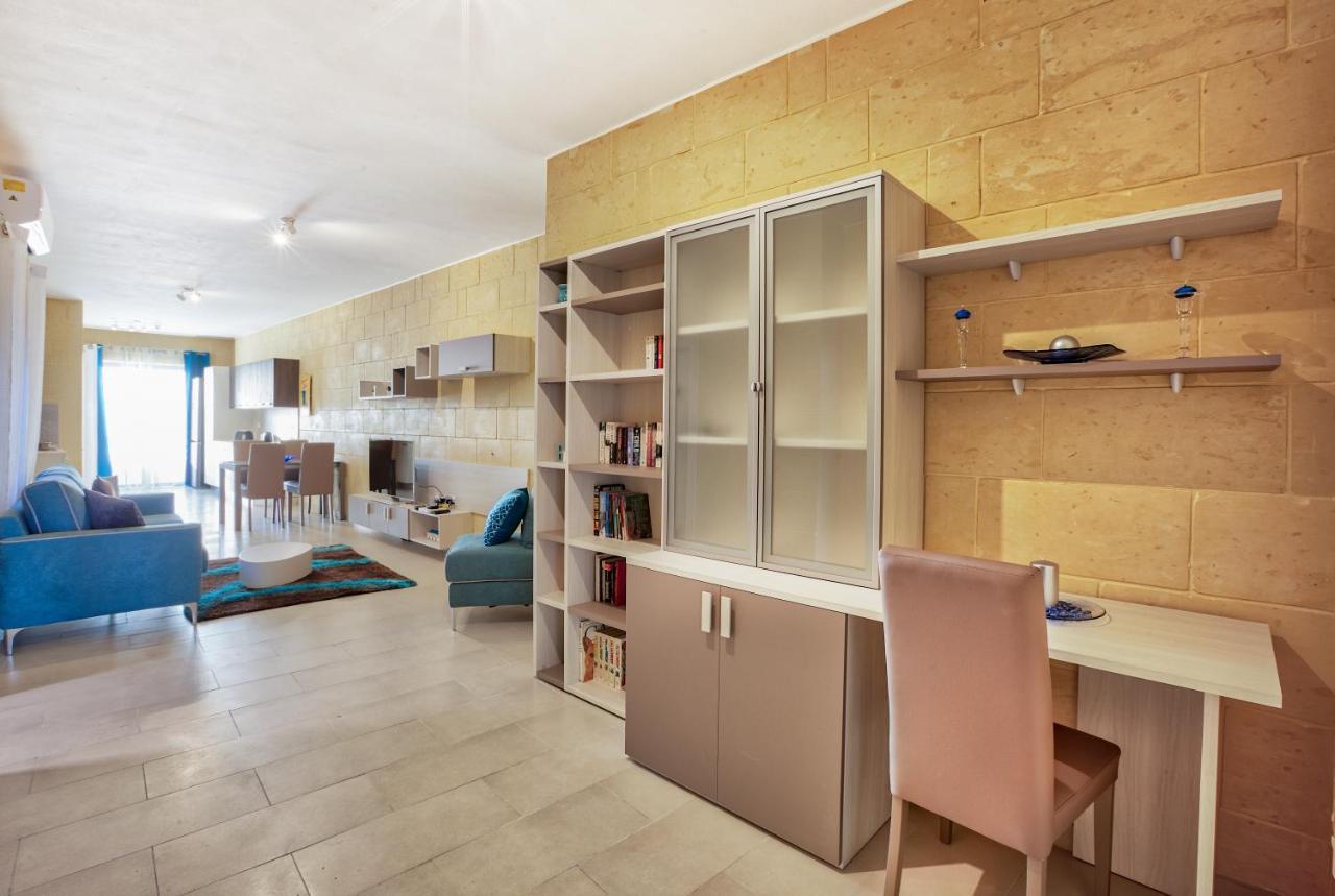 Summer Fields Penthouse With Amazing Views Apartment Sannat Exterior photo