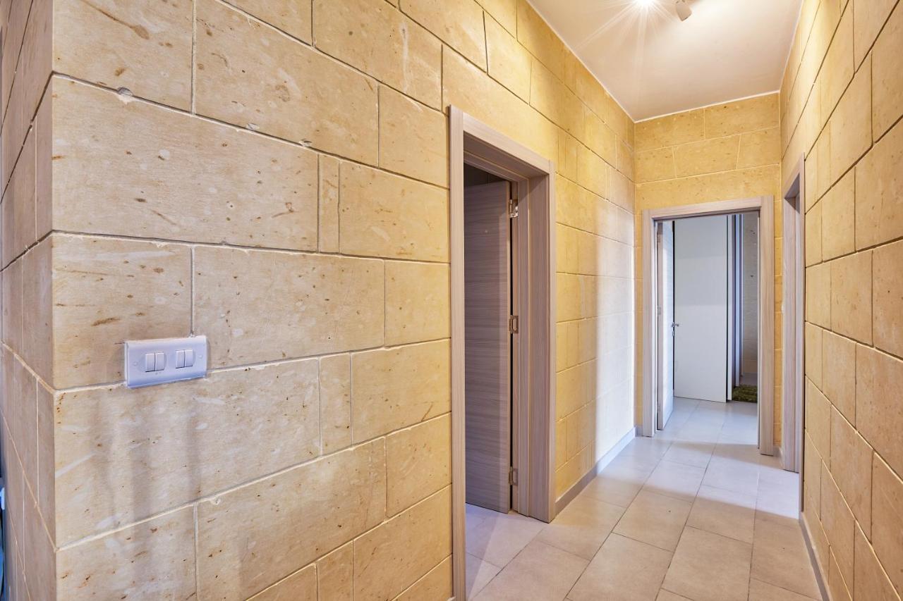 Summer Fields Penthouse With Amazing Views Apartment Sannat Exterior photo