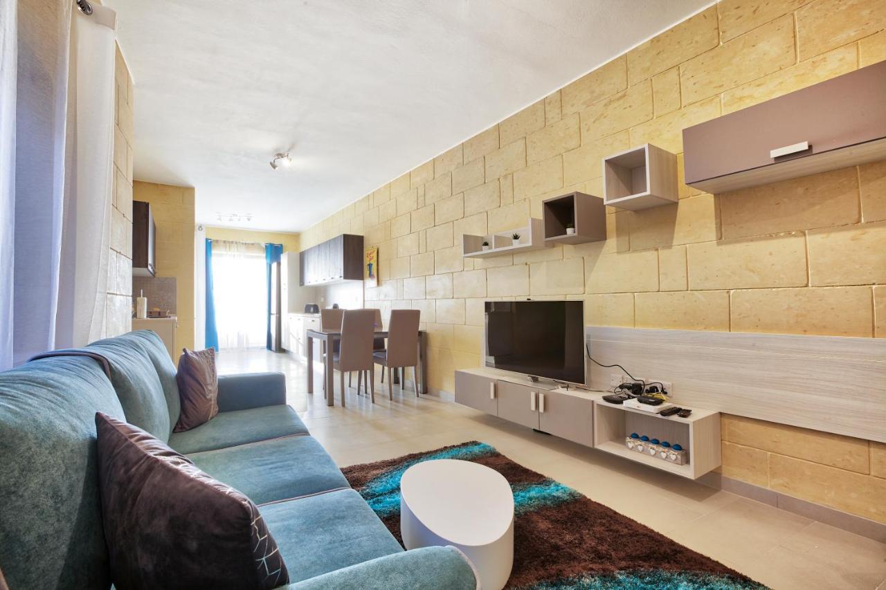 Summer Fields Penthouse With Amazing Views Apartment Sannat Exterior photo