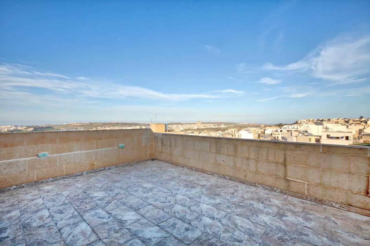 Summer Fields Penthouse With Amazing Views Apartment Sannat Exterior photo